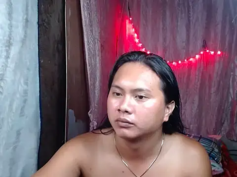 Queenvivesxxx webcam