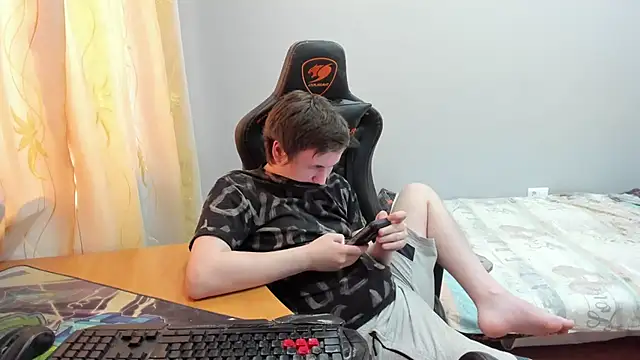 iliaskrislove webcam