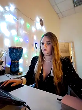 Juicy_PeachLux webcam