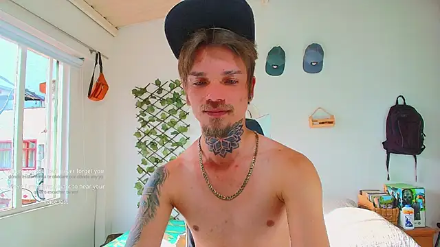 Gold_Loyal77 webcam