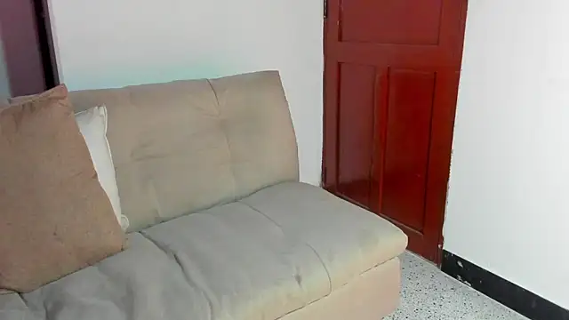 cirosky_elchicopolla webcam