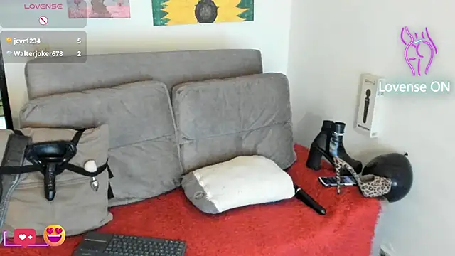 julianne_stoone webcam