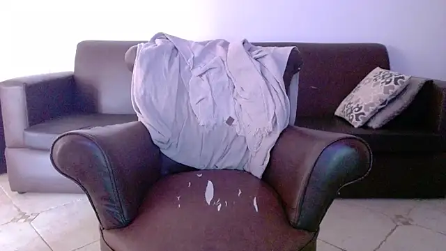 Lindagoddess75 webcam