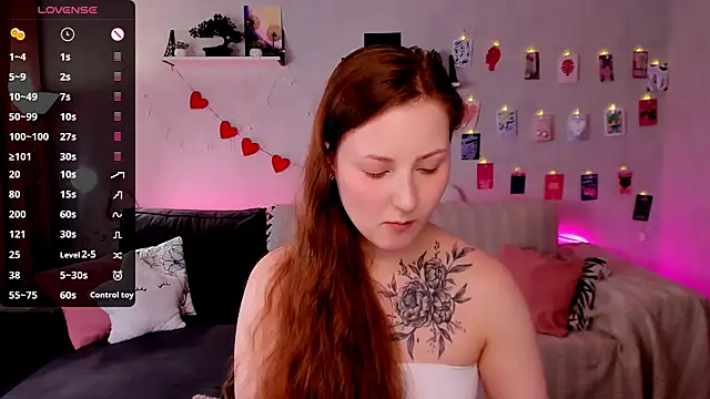 velvet_cherry_ - Velvet_cherry_'s free webcam - UK Sex Cams