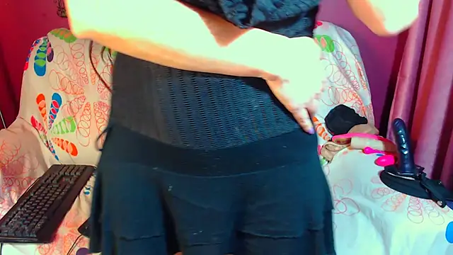 milflovelyxxx webcam