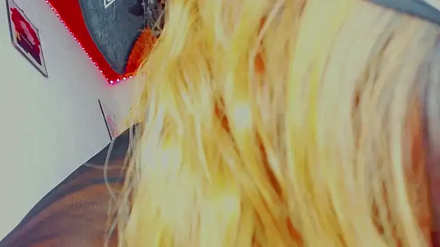 Master_Kenndal69 webcam