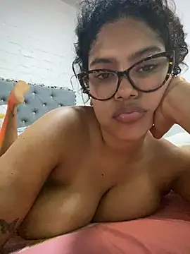 Kittybrown18 webcam