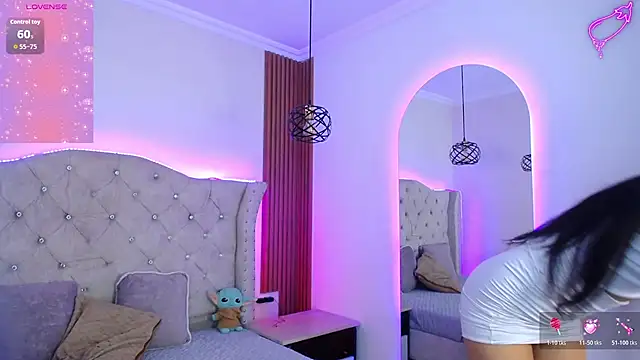 Violet_Collins1 webcam