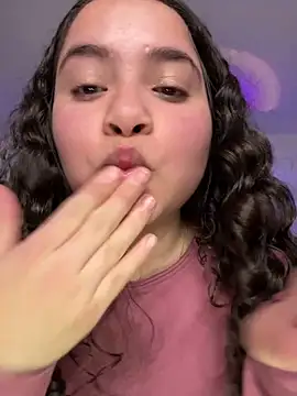 Sweet_sully__ webcam