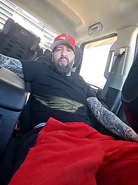 Beardedtattood webcam