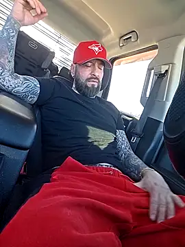 Beardedtattood Live Webcam on Stripchat