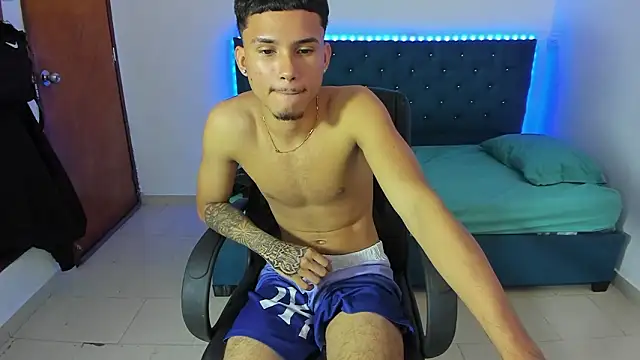 Liam_hard04 webcam