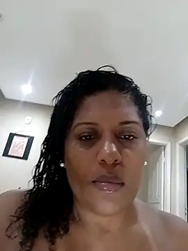 Maliaebonyfetish webcam