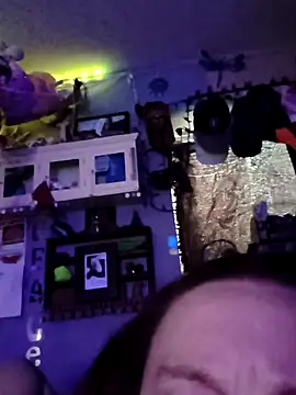 DisireAfterDark webcam