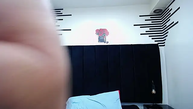 QueenMatturex webcam