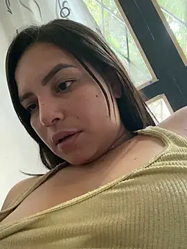 Isabella_Secret webcam
