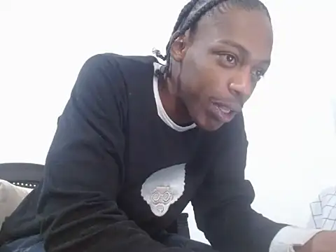 Larry-n-clouds webcam