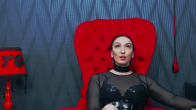 MistressDora webcam