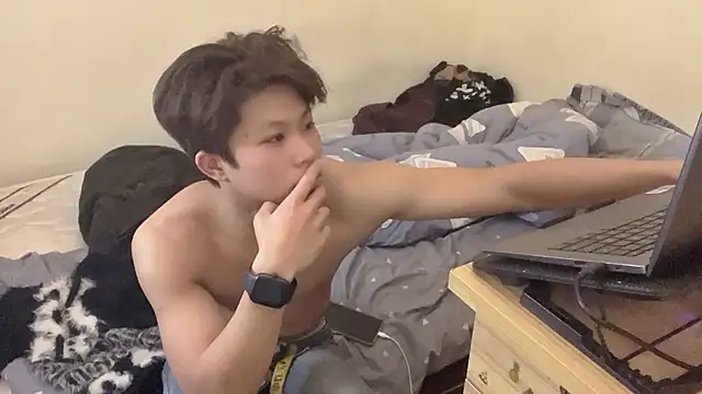 faicaimengnan1ha... Live Webcam on Stripchat