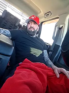 Beardedtattood webcam