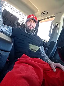 Beardedtattood webcam