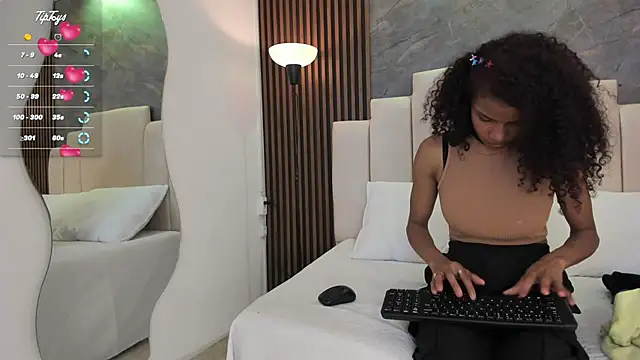 catiusca_reyes_03 webcam