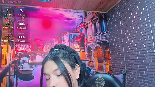 Small_naughty_ webcam