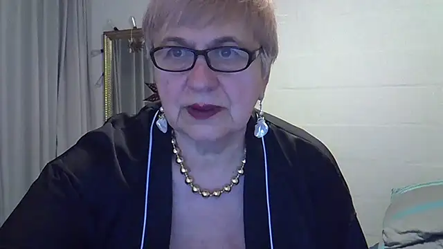 SweetCherry27 webcam