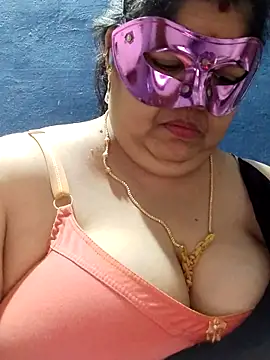 tamilthanushri webcam