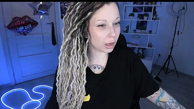 HoneySallyMoore webcam