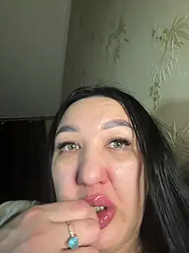 Naughtbaby_2025 webcam