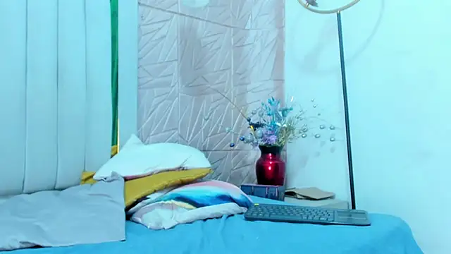 kimber_sky - Kimber_Sky's free webcam - UK Sex Cams