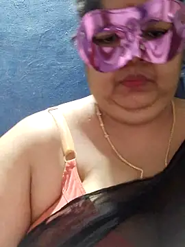 tamilthanushri webcam