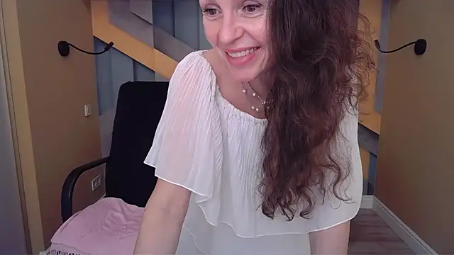 ellalong - EllaLong's free webcam - UK Sex Cams