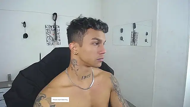 Leonard_Price webcam
