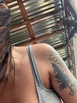 tastemecaroline webcam