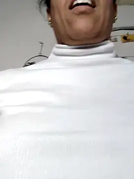 Webcam Model (Molly_newman6)  is live.Free join now!