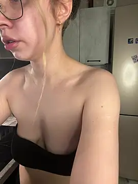 Kitty_Katrine webcam