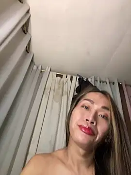 RomanticPearlTS webcam