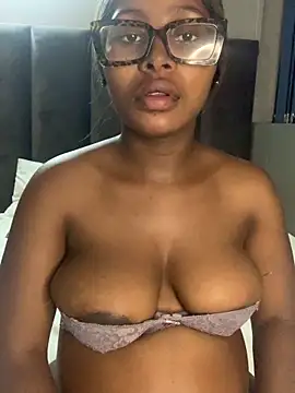 SexyLaylahx webcam