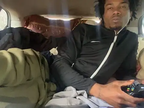 SlimeCrownzOut5 webcam