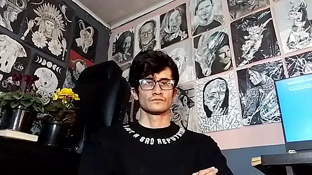 Loggan_donnelly webcam