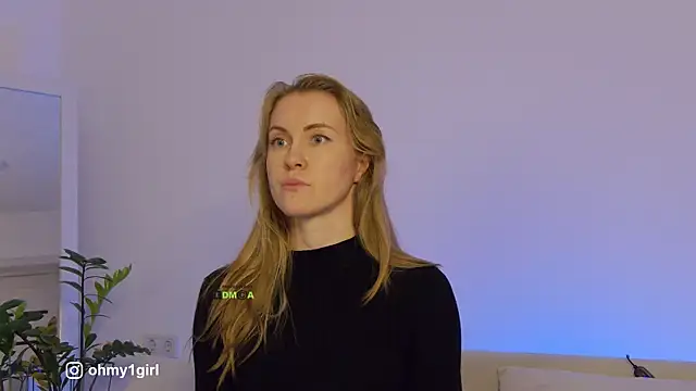 fallinlove1 - Fallinlove1's free webcam