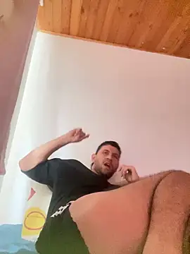 Michaell_Spinelly webcam