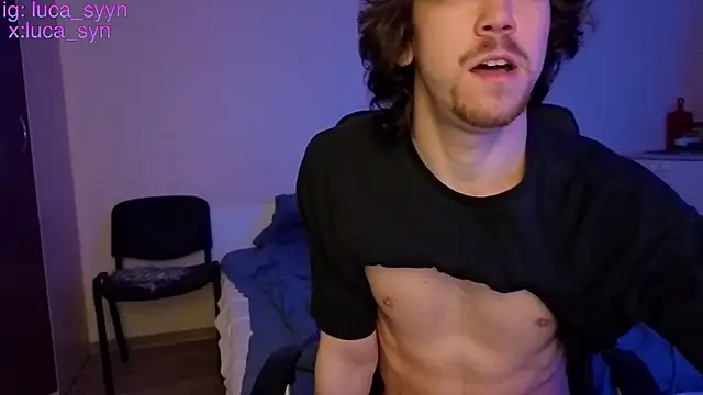 luca_syn webcam