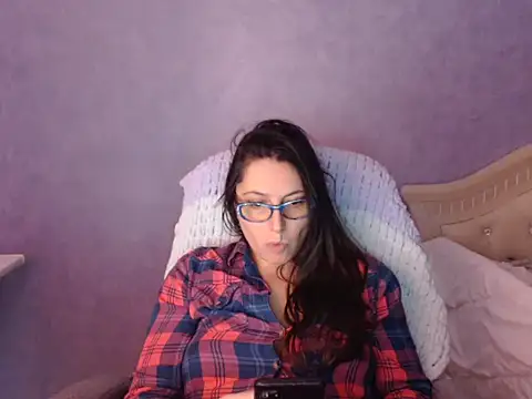 LuckyLisa23 webcam