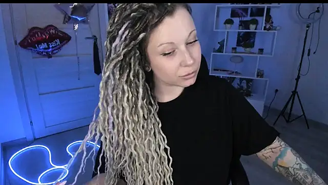 HoneySallyMoore webcam