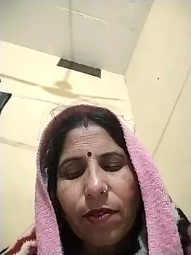 Webcam Model (Hot_liya54)  is live.Free join now!