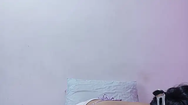 littlee_emilyy_ - Littlee_emilyy_'s free webcam - UK Sex Cams