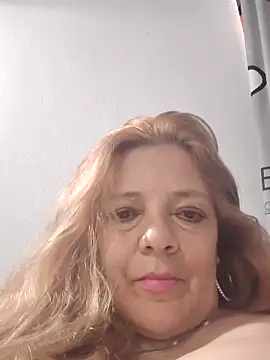 Webcam Model (karlaanqui1)  is live.Free join now!